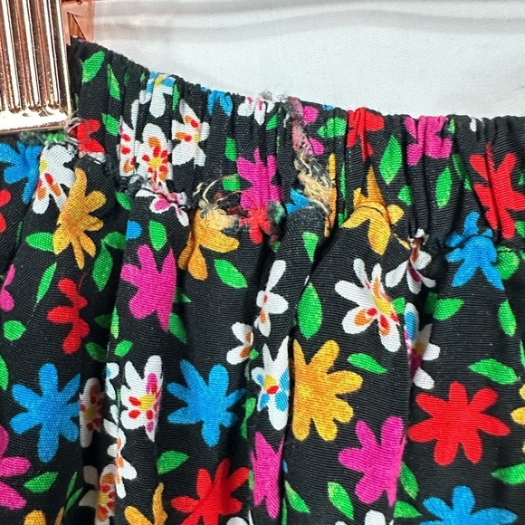 Vintage Express Floral Shorts Set - Picture 12 of 16